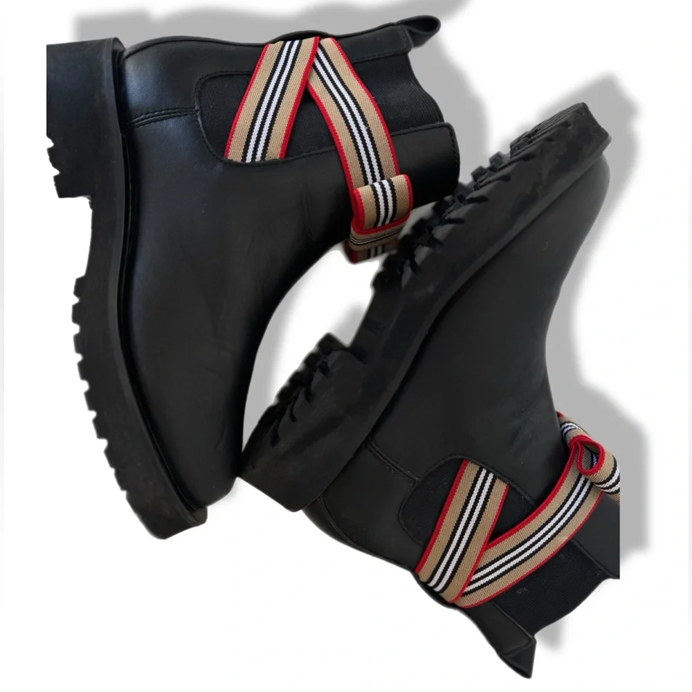 Burberry Kids Girls Chelsea Black Ankle Boots with Red Striped Bow